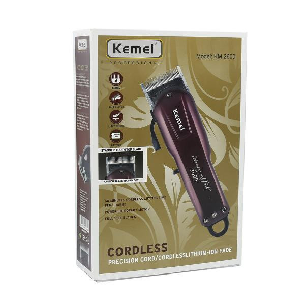 ماشین اصلاح موی صورت کیمی مدل KM-2600 با تیغه استیل ضد زنگ، برش مستقیم، قابلیت تنظیم سرعت، اندازه اصلاح 0.5 تا 2.5 میلیمتر، همراه با 4 عدد شانه و باتری شارژی با مدت استفاده 120 دقیقه